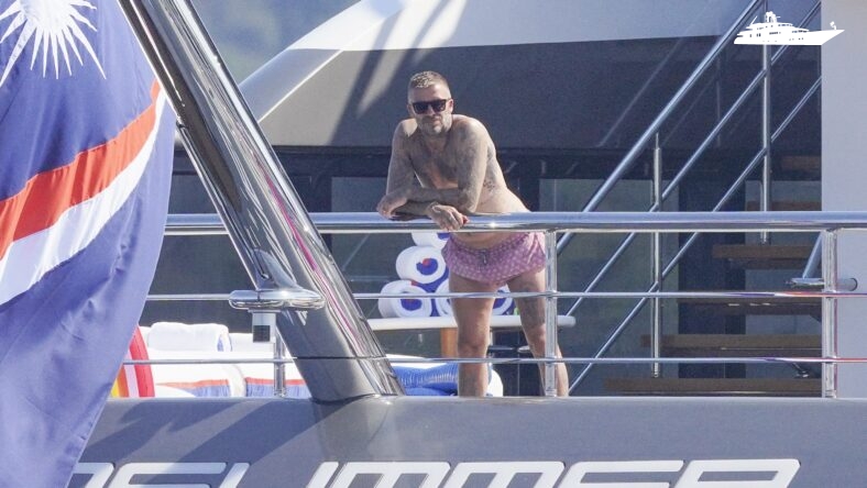 The Beckham family relaxing on a yacht during holidays in St-Tropez. 22 Jul 2022 Pictured: The Beckham family. Photo credit: EliotPress/MEGA TheMegaAgency.com +1 888 505 6342 (Mega Agency TagID: MEGA880456_006.jpg) [Photo via Mega Agency]